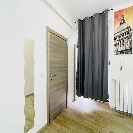Porta Palazzo 15 Min - Con Netflix & Wi-fi Turin