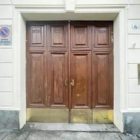 Porta Palazzo 15 Min - Con Netflix & Wi-fi Turin